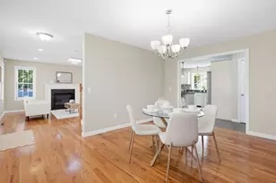 37 Wells St, Springfield, MA 01104 - Photo 17