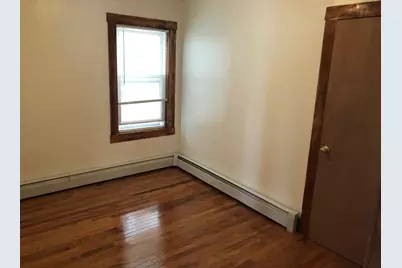 117 Thomas St, Fall River, MA 02723 - Photo 5