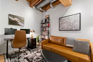 21 Wormwood St, Boston, MA 02210 - Photo 17