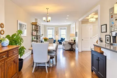 121 Pembroke Street #3, Boston, MA 02118 - Photo 9