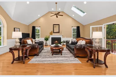 8 Taylor Way, Stoughton, MA 02027 - Photo 13