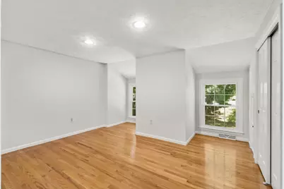 942 Salem End Road, Framingham, MA 01702 - Photo 17
