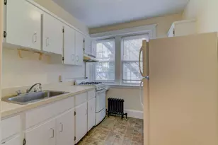 17 Greenleaf St, Quincy, MA 02169 - Photo 11