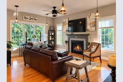 4 Meredith Way, Sturbridge, MA 01518 - Photo 13