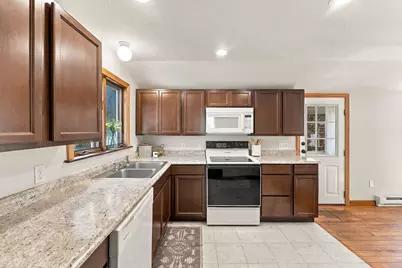 45 Center Street, Northbridge, MA 01534 - Photo 7