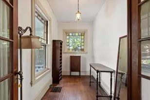 26 Walnut Pl, Newton, MA 02460 - Photo 11