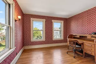 26 Walnut Pl, Newton, MA 02460 - Photo 21