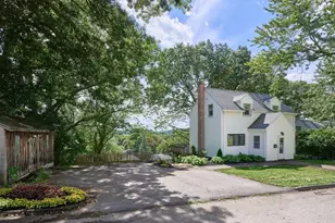 60 Bowker St, Worcester, MA 01604 - Photo 3