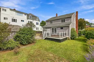 70 Hovey St, Watertown, MA 02472 - Photo 17