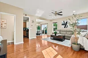 39 Frostpane Ln, Hopkinton, MA 01748 - Photo 1