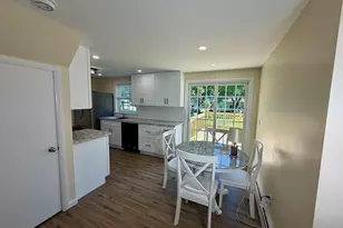 66 Greaney St, Springfield, MA 01104 - Photo 7