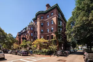 112 Pinckney St, Boston, MA 02114 - Photo 27