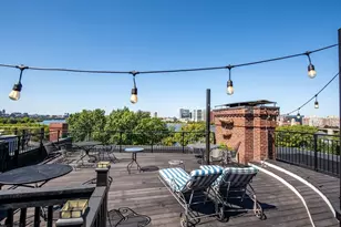 112 Pinckney St, Boston, MA 02114 - Photo 25