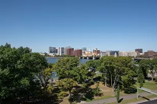 112 Pinckney St, Boston, MA 02114 - Photo 21