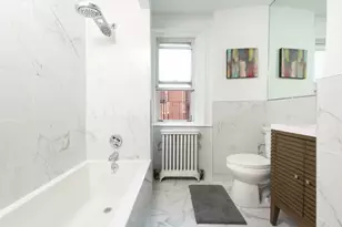 112 Pinckney St, Boston, MA 02114 - Photo 15