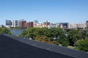 112 Pinckney St, Boston, MA 02114 - Photo 29
