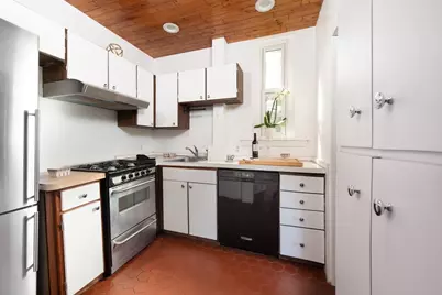 112 Pinckney St #46, Boston, MA 02114 - Photo 7