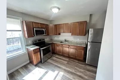 35 Newcomb Pl #2, Taunton, MA 02780 - Photo 7