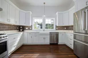 4 Sterling Cir, Medway, MA 02053 - Photo 9