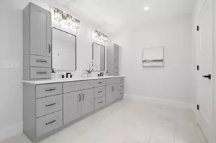11 Lexington St, Burlington, MA 01803 - Photo 29