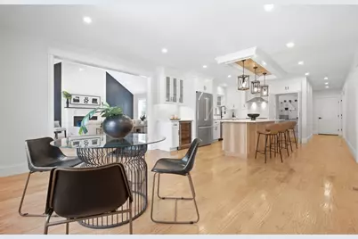 11 Lexington St, Burlington, MA 01803 - Photo 11