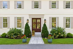 153 Essex St, Hamilton, MA 01982 - Photo 3