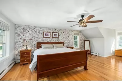 44 Warren St, Georgetown, MA 01833 - Photo 21