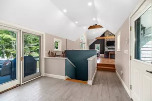 44 Warren St, Georgetown, MA 01833 - Photo 5
