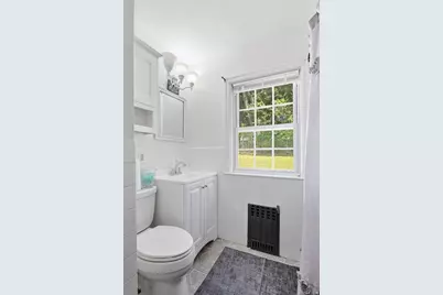 119 Beech St, Lowell, MA 01850 - Photo 11