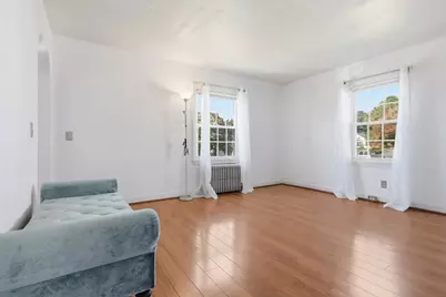 119 Beech St, Lowell, MA 01850 - Photo 9
