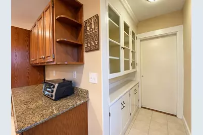 10-12 Bradbury Ave, Medford, MA 02155 - Photo 21