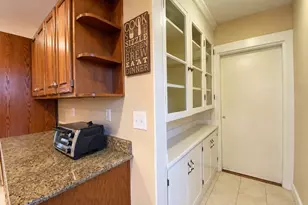 10-12 Bradbury Ave, Medford, MA 02155 - Photo 21
