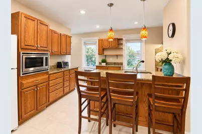 10-12 Bradbury Ave, Medford, MA 02155 - Photo 19