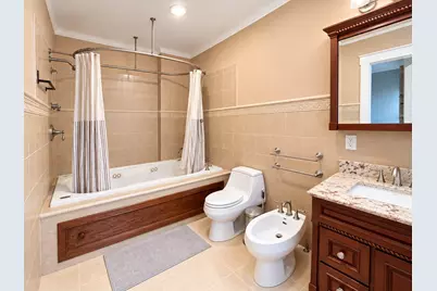 10-12 Bradbury Ave, Medford, MA 02155 - Photo 25