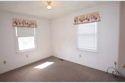 130 B Street, Dracut, MA 01826 - Photo 9