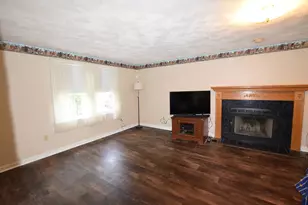 130 B St, Dracut, MA 01826 - Photo 3