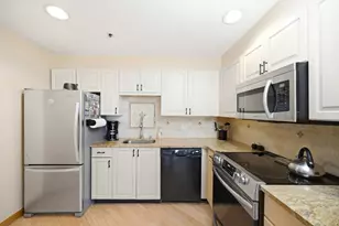 2001 Marina Dr, Quincy, MA 02171 - Photo 7