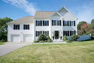 5 Overlook Cir, Haverhill, MA 01835 - Photo 1