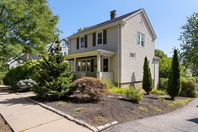 152 Mount Vernon St, Arlington, MA 02476 - Photo 1