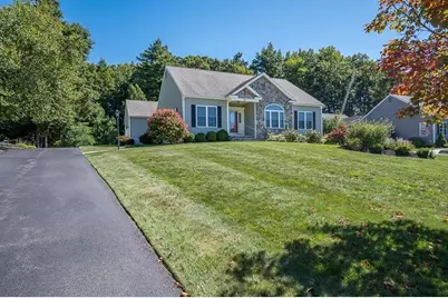 81 Nicholas Dr, Lancaster, MA 01523 - Photo 5
