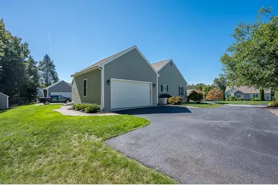 81 Nicholas Dr, Lancaster, MA 01523 - Photo 7