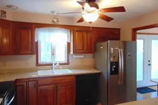 123 Eva Dr, Leominster, MA 01453 - Photo 9