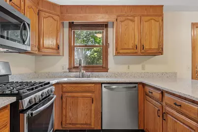 895 Wellman Avenue #895, Chelmsford, MA 01863 - Photo 11
