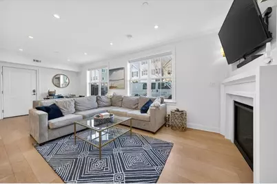 521 East 8th #1, Boston, MA 02127 - Photo 9