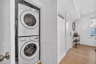 521 East 8th, Boston, MA 02127 - Photo 19