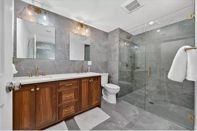 521 East 8th #1, Boston, MA 02127 - Photo 15