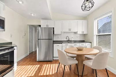 51 Albion St #B, Medford, MA 02155 - Photo 5