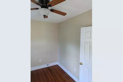 210 Albemarle St, Springfield, MA 01109 - Photo 9