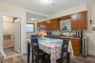 38 Oberlin St, Worcester, MA 01610 - Photo 9