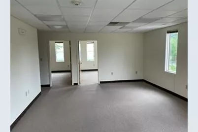 793 Turnpike #4, North Andover, MA 01845 - Photo 3